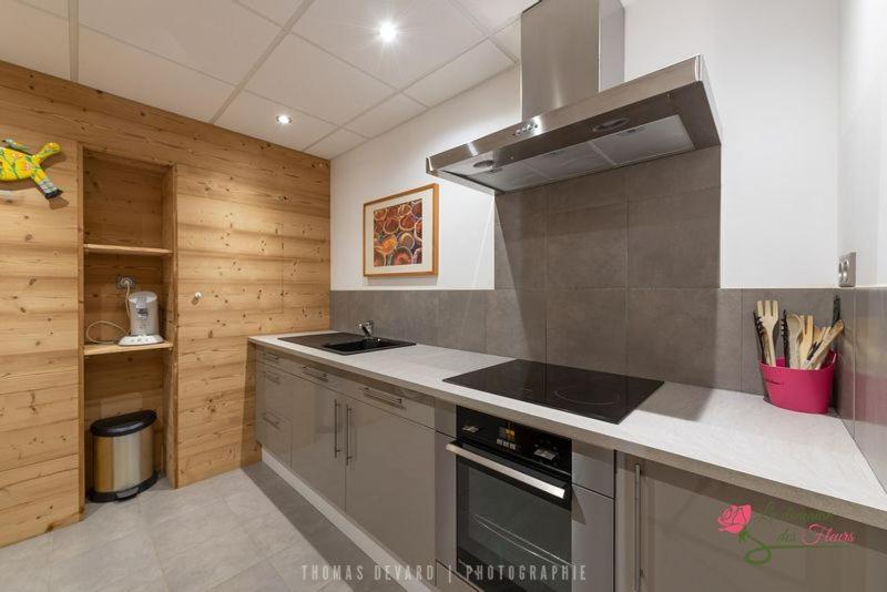 Le Domaine Des Fleurs - Appartement La Gentiane Жерарме Экстерьер фото